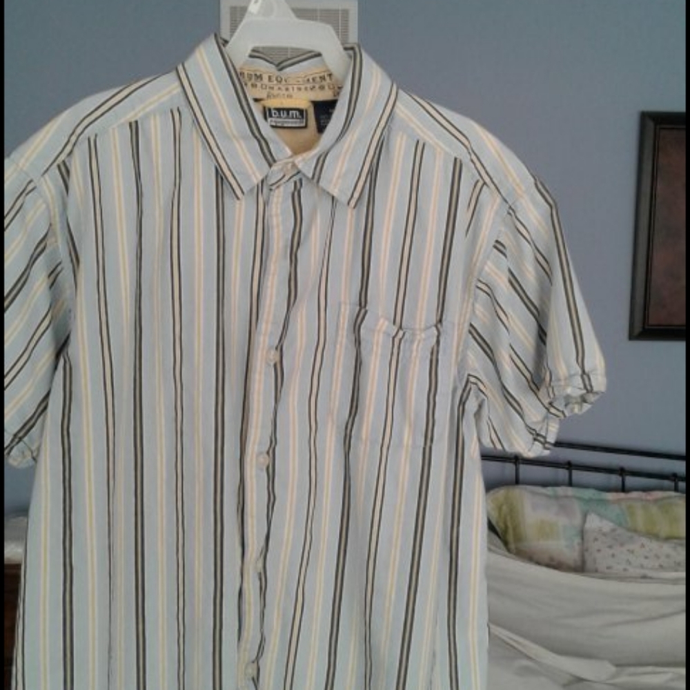 Boys short sleeve button shirt